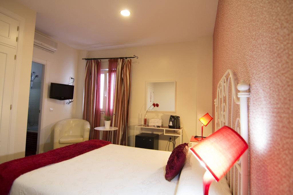 Hostal Paris San Fernando Exterior photo